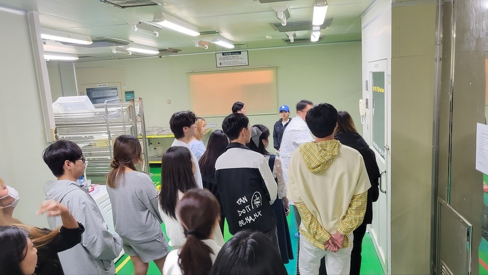 포스텍 동물실험실 (3).jpg